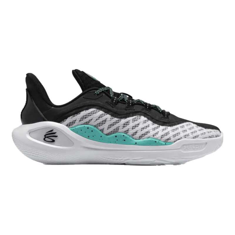 穿上安德玛库里CURRY 11运动与时尚